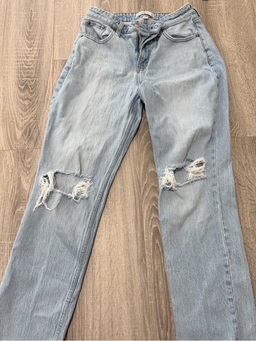 abercrombie Light Blue Distressed Women’s Jeans